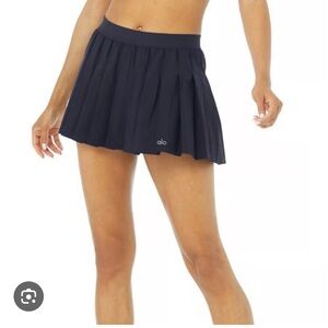 ALO Yoga Dark Blue Pleated Skirt